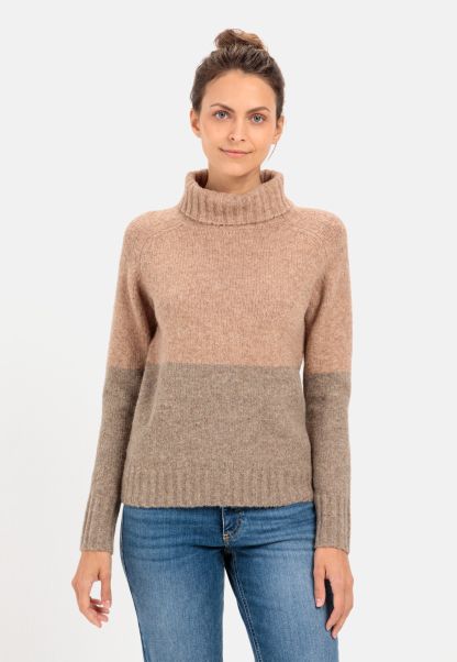Pullover & Cardigans Womenswear High-Performance Knitted Jumper With Turtleneck Brown Camel Active