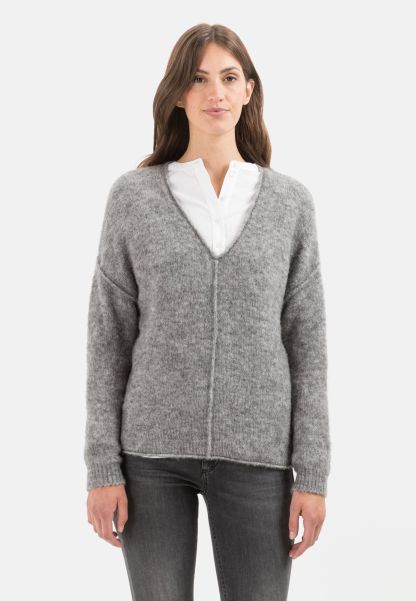 Pullover & Cardigans Grey Camel Active Rare Knitted Jumper With V-Neck Womenswear